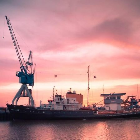 Unieke Woonboot In Harlingen Apartment Exterior foto