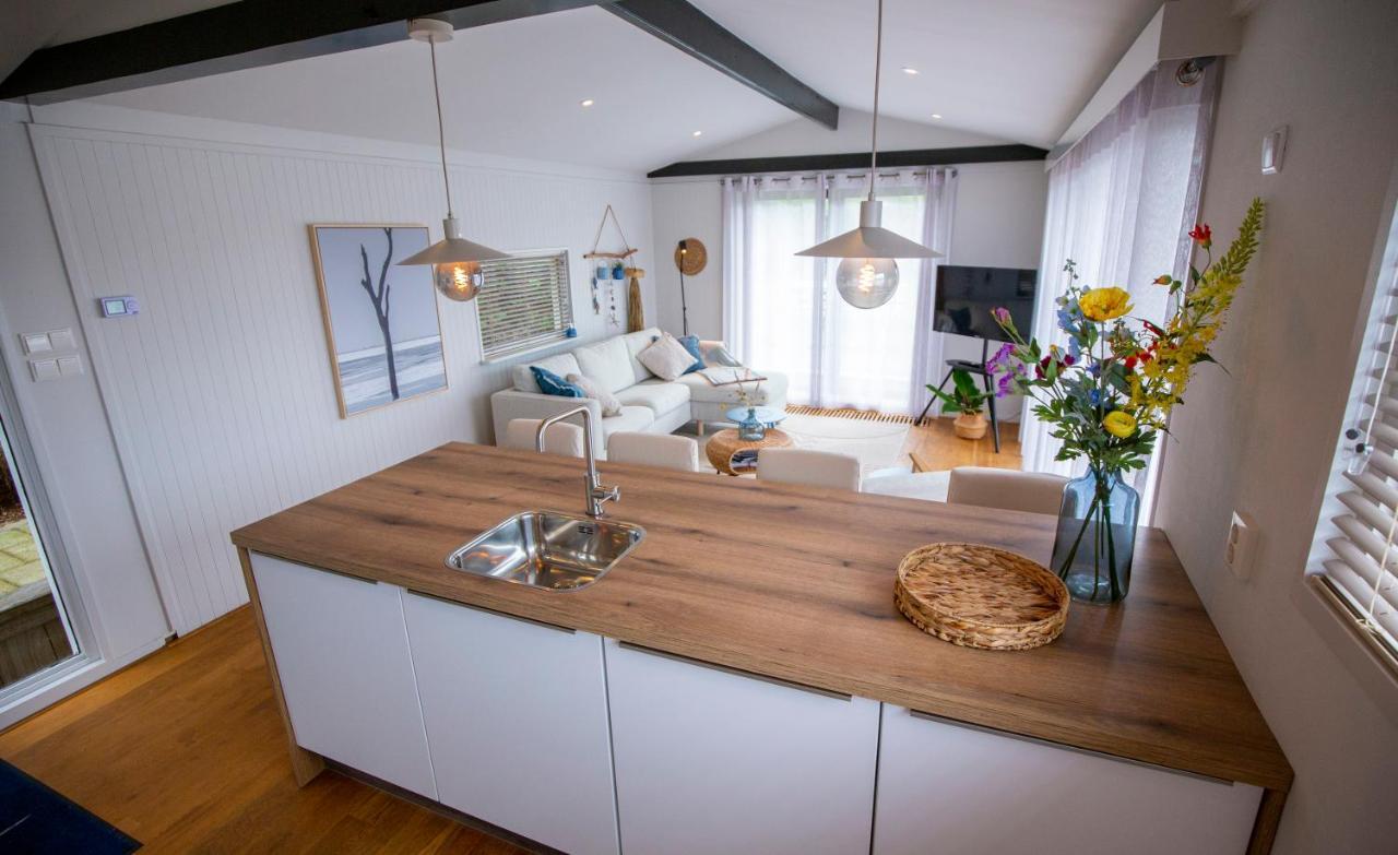 Unieke Woonboot In Harlingen Apartment Exterior foto