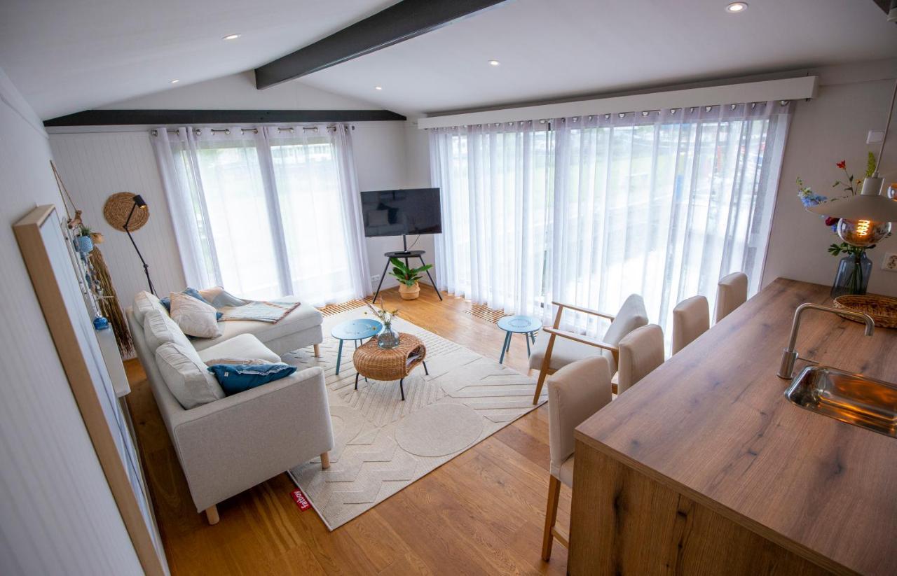 Unieke Woonboot In Harlingen Apartment Exterior foto