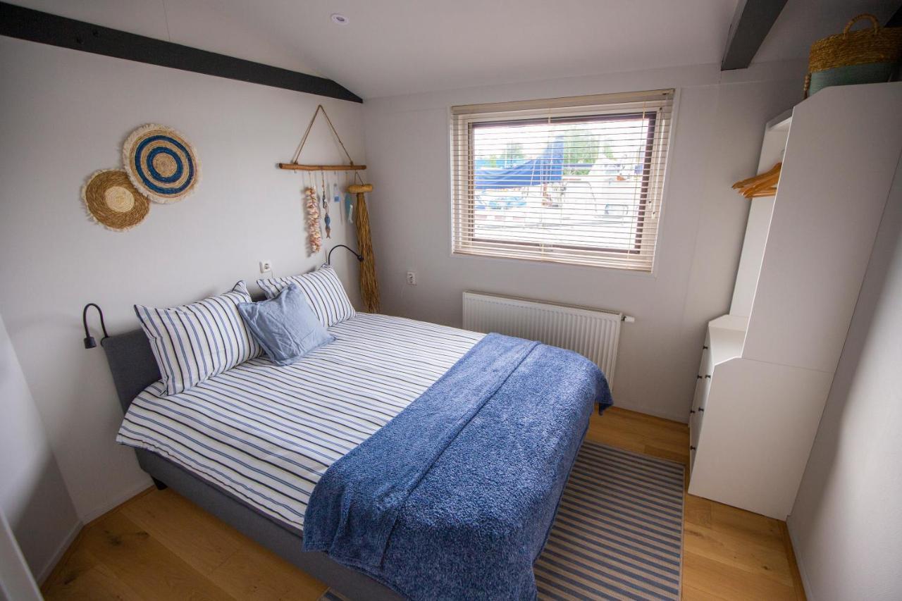 Unieke Woonboot In Harlingen Apartment Exterior foto